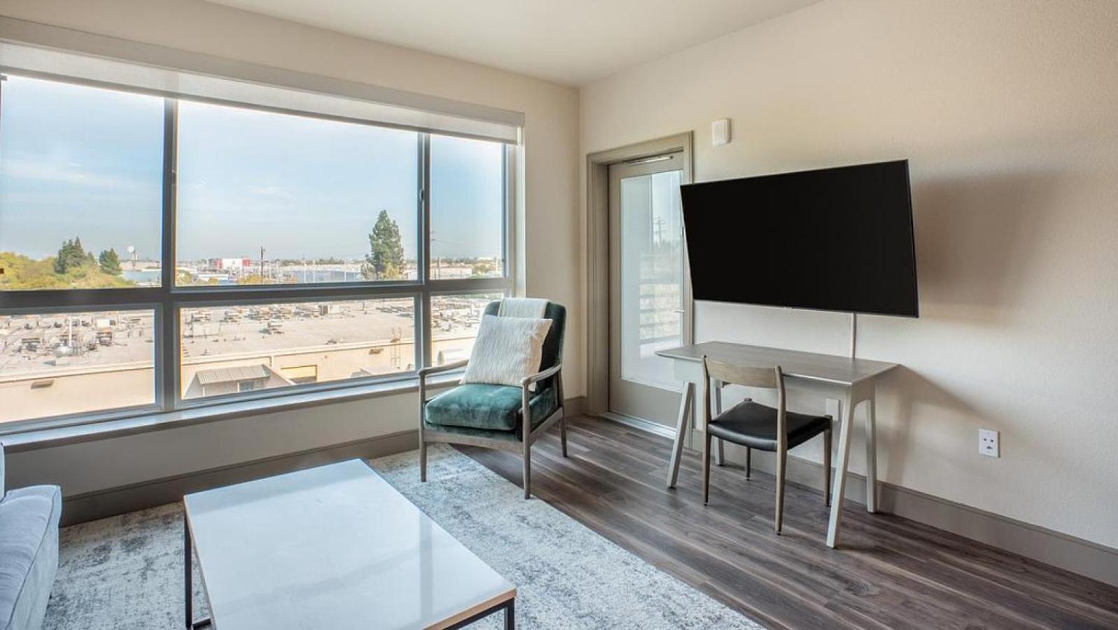 Landing - Modern Apartment With Amazing Amenities San Jose Exterior photo